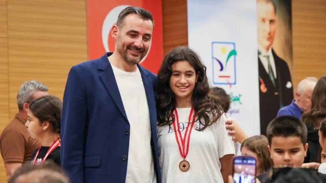 Cumhuriyetin 102. Yılında Satranç Coşkusu: 137 Sporcu Kıyasıya Yarıştı 10